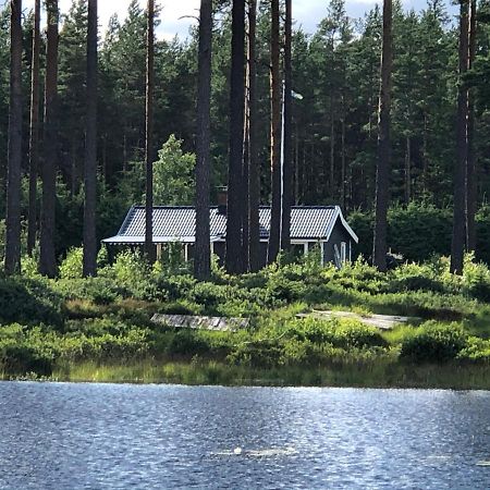Modern Lakeside Cottage & Boat Near Isaberg Kavsjo Exterior foto